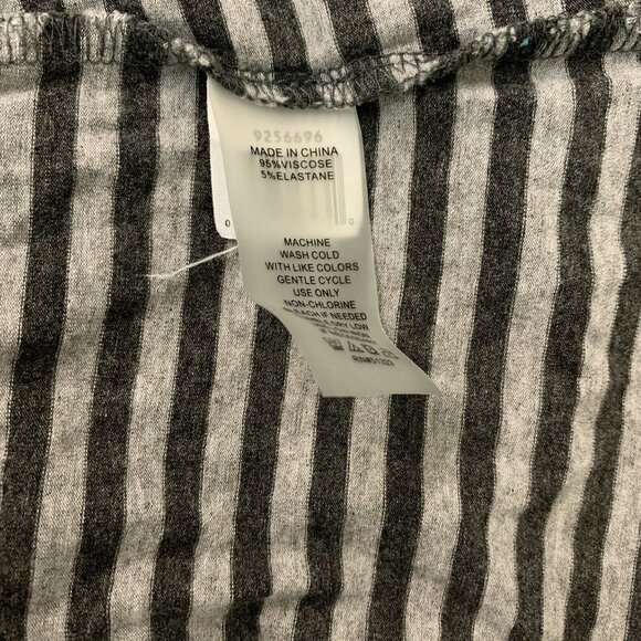 Vince Camuto Multicolor Stripe Cold Shoulder Stretch Blouse - Picture 4 of 4